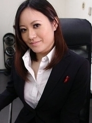 Horny Ritsuko Tachibana satisfies herself at the office
